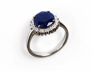 Blue sapphire ring