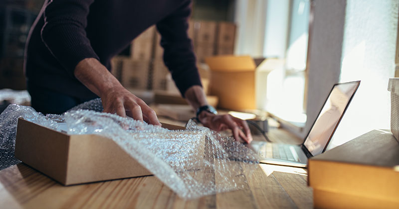 How to ship jewelry