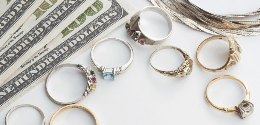 Jewelry with money
