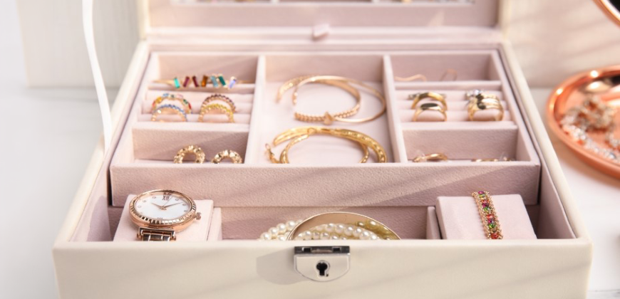 A jewelry collection in a jewelry box