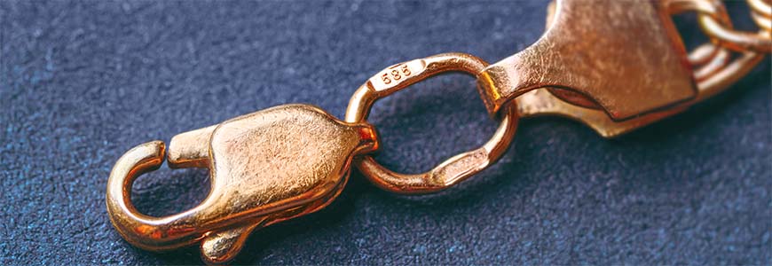 585 gold stamped bracelet clasp