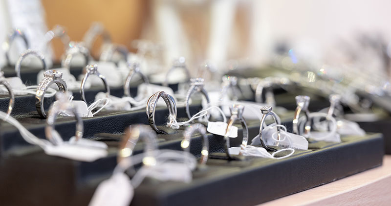 how much should an engagement ring cost