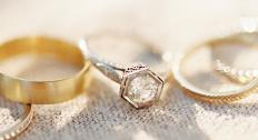 Gold and white gold rings. How much is gold worth?