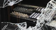 jewelry case smash and grab