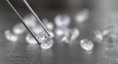 Picture of a diamond in a tweezers