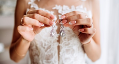 A bride choosing her jewelry