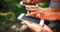 Affluent_Millennials_-_phone-6