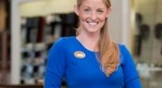 employee greeting customers